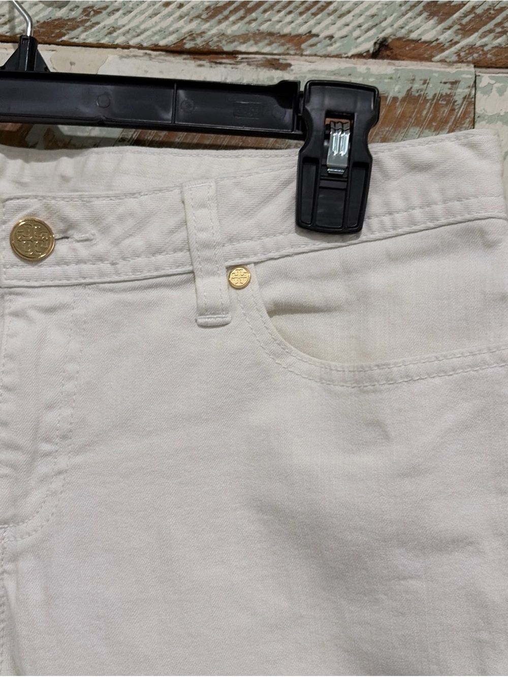 Tory Burch Cream Cropped Straight-Leg Jeans - Picture 3 of 9